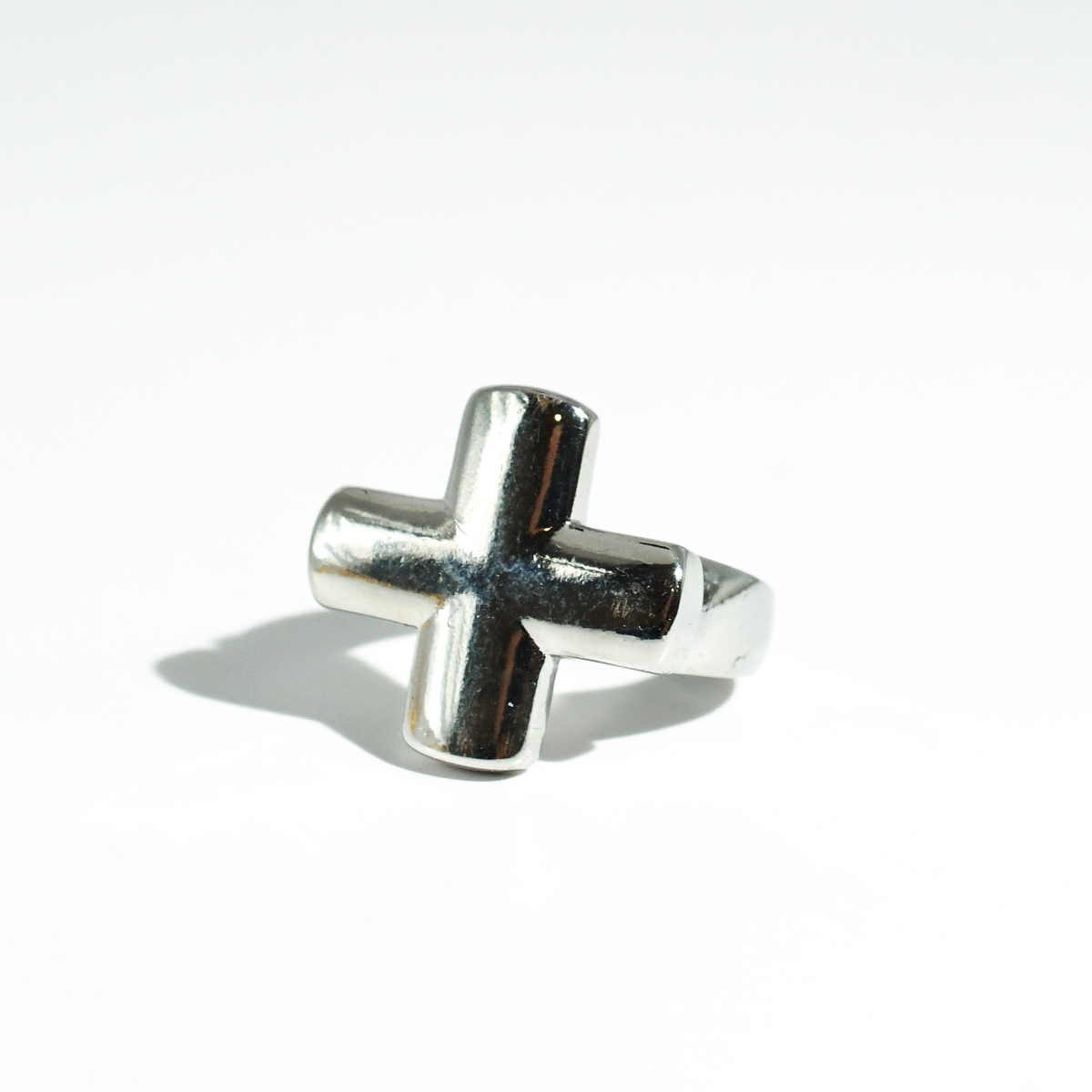 Chunky Cross Ring Silver