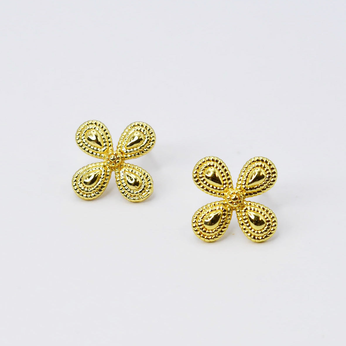 Lily Blush Gold Stud