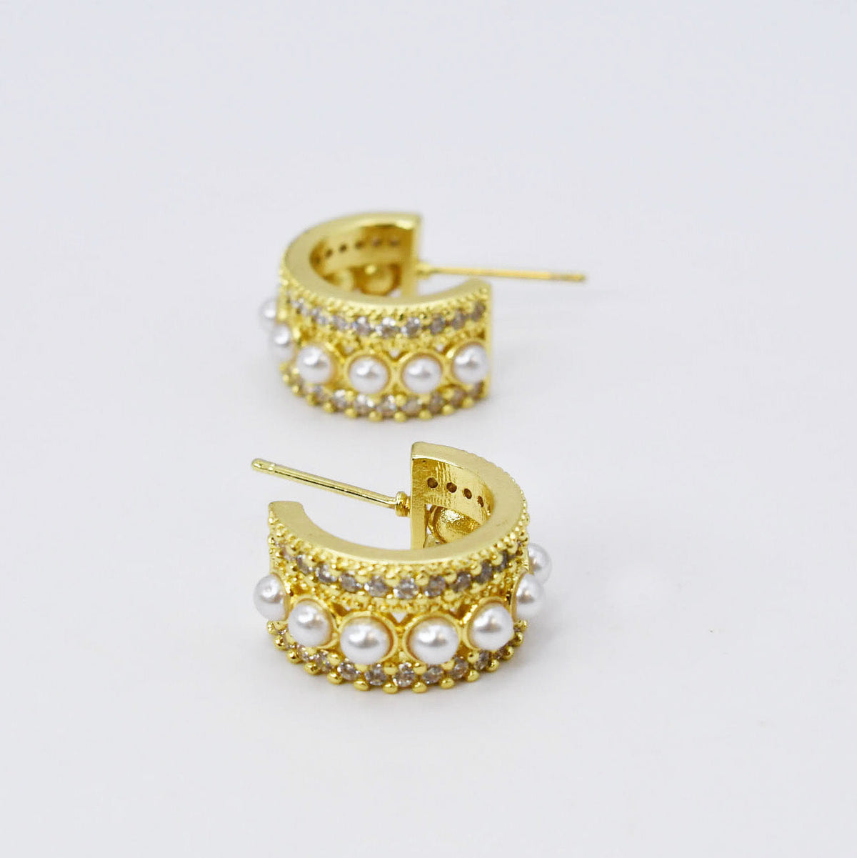 Pearly Glam Huggies