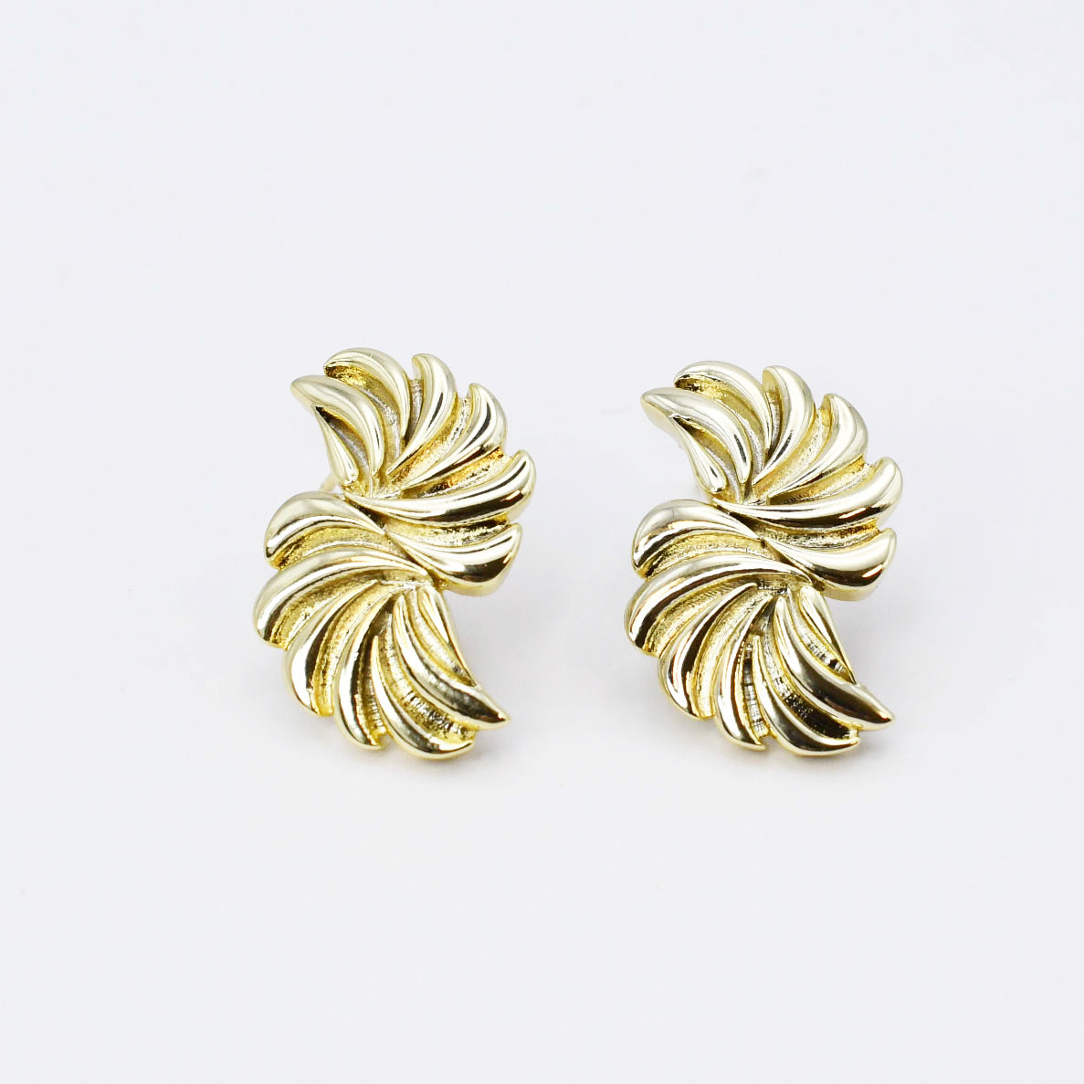 Pinwheel Gold Earring